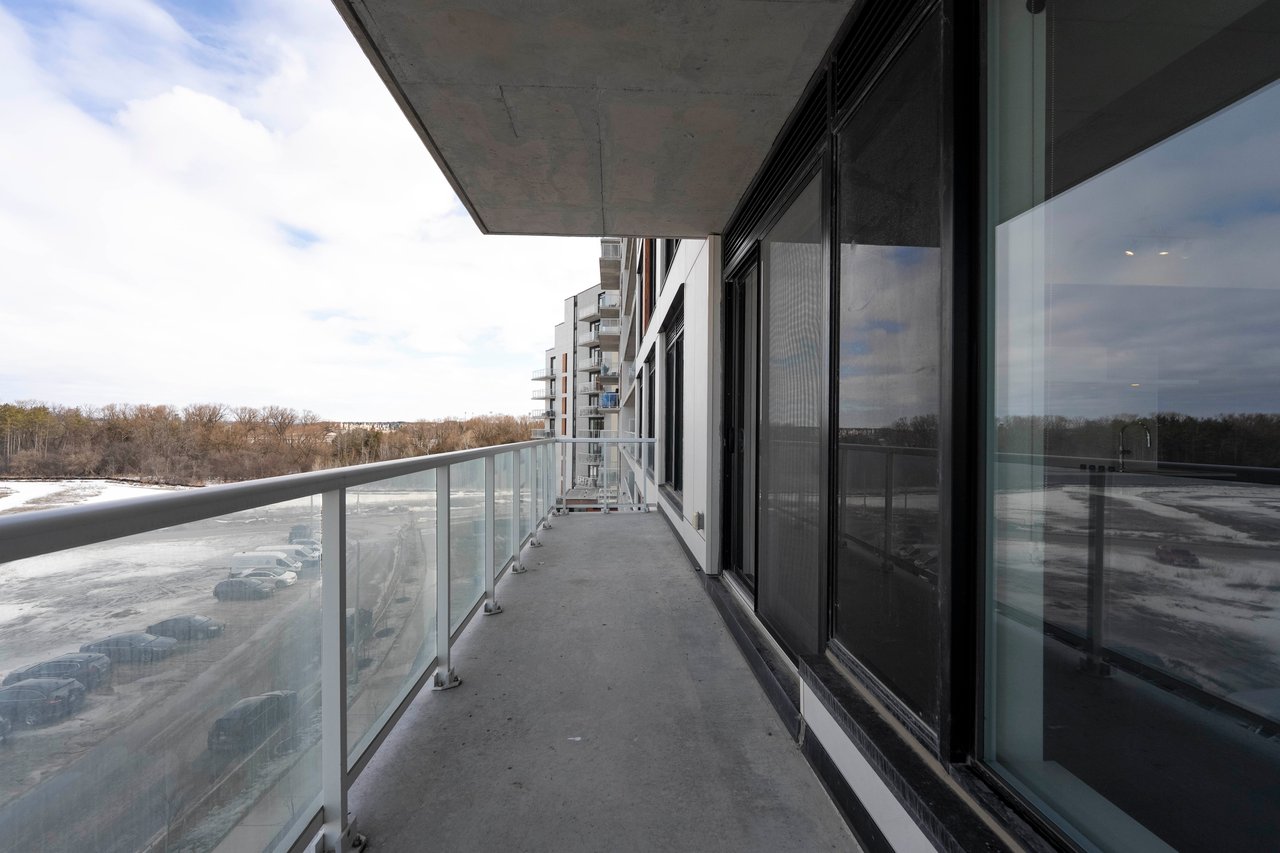 2 David Eyer Road, 525