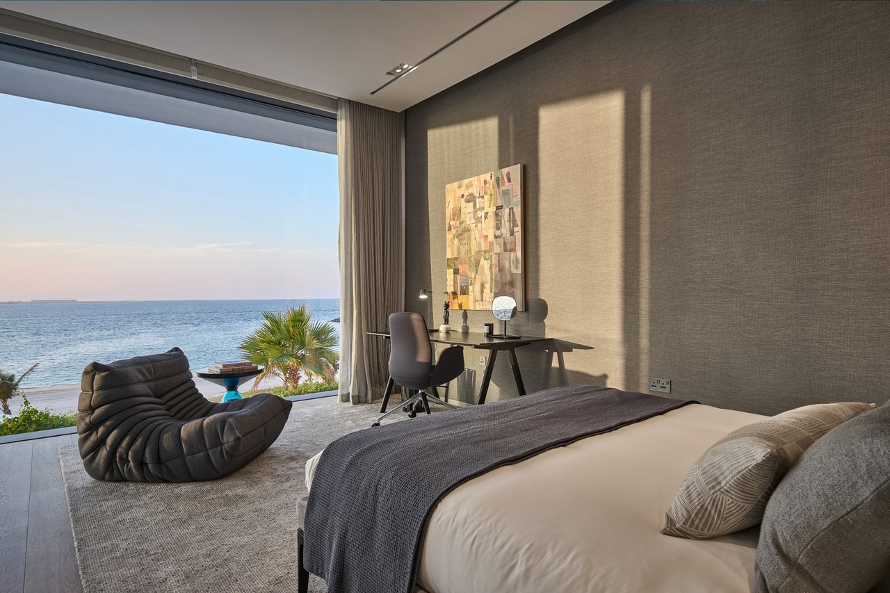 Jumeirah Bay Island Mansion 
