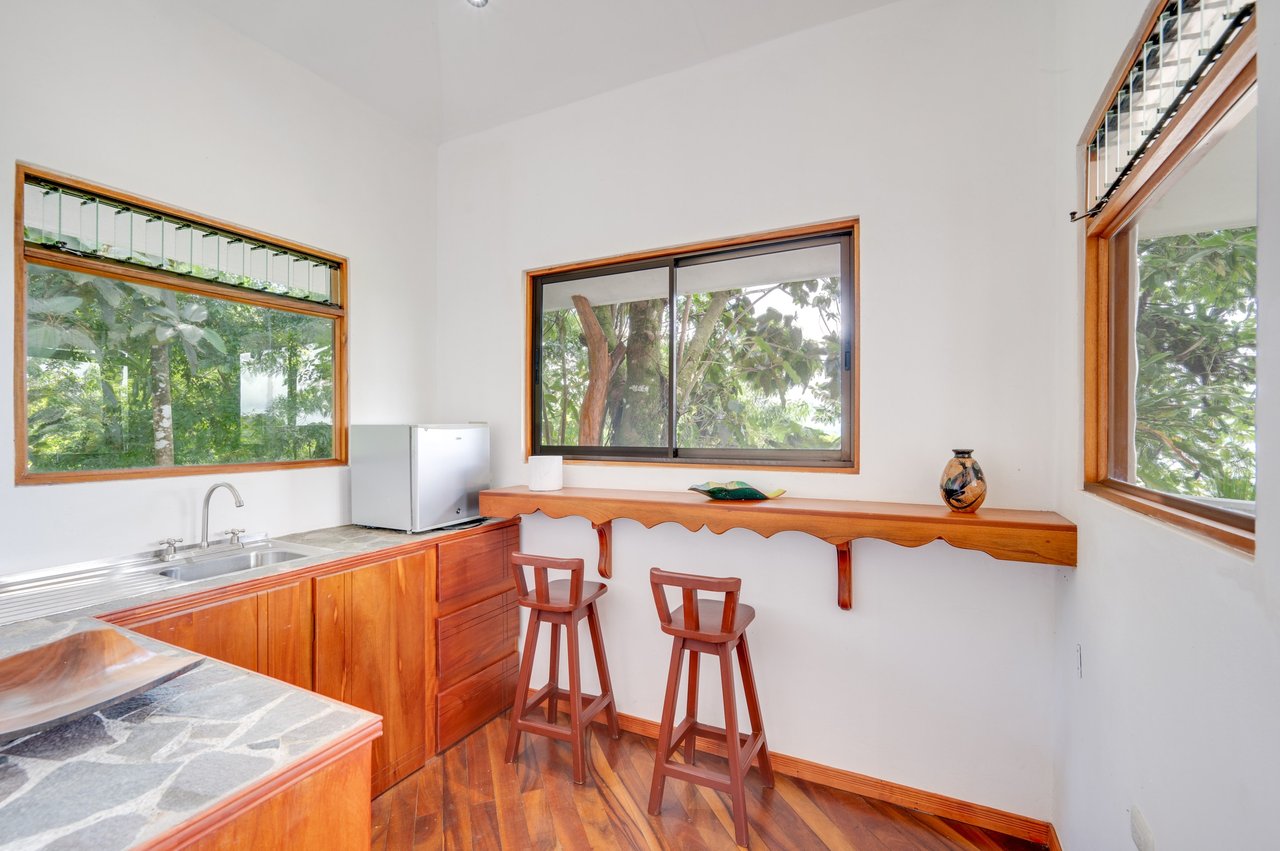 Casa Blanca | Multi-Villa Estate with Lake Views - Nuevo Arenal