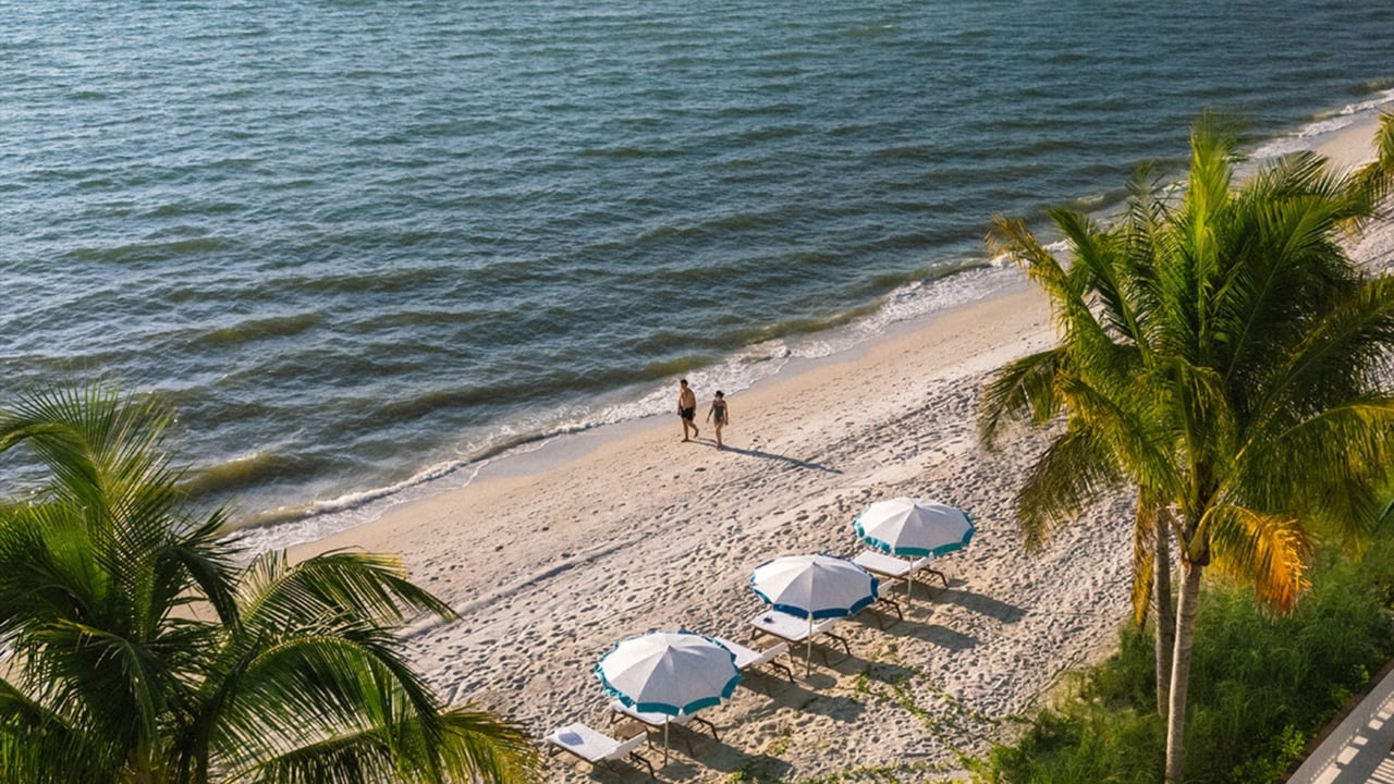 Four Seasons Hotel Naples