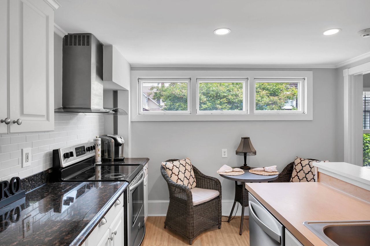 #4 Beautiful Well Design on the First Floor With Outside Deck - Just 3 Homes From Ocean, Bay Head, New Jersey