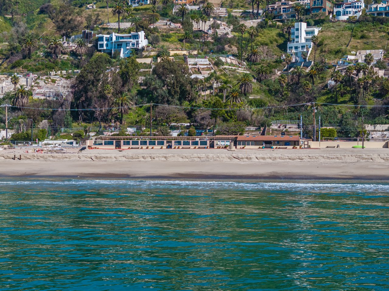 21465 Pacific Coast Hwy