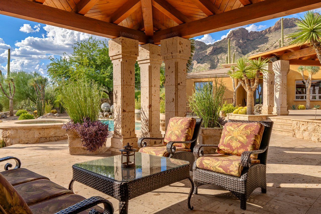 2143 E Desert Garden Drive