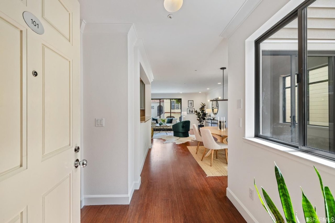 870 N Point St, #101