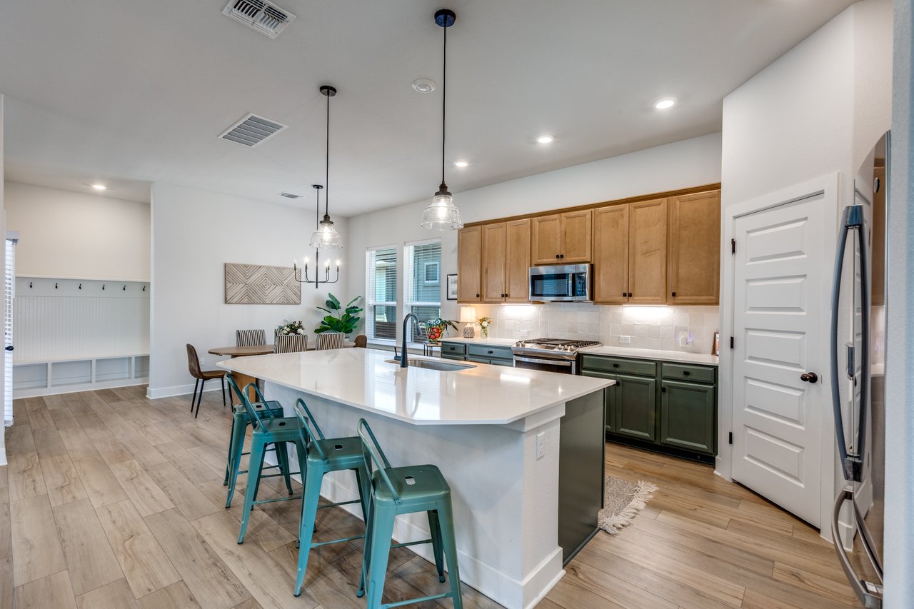 5808 Rangeland