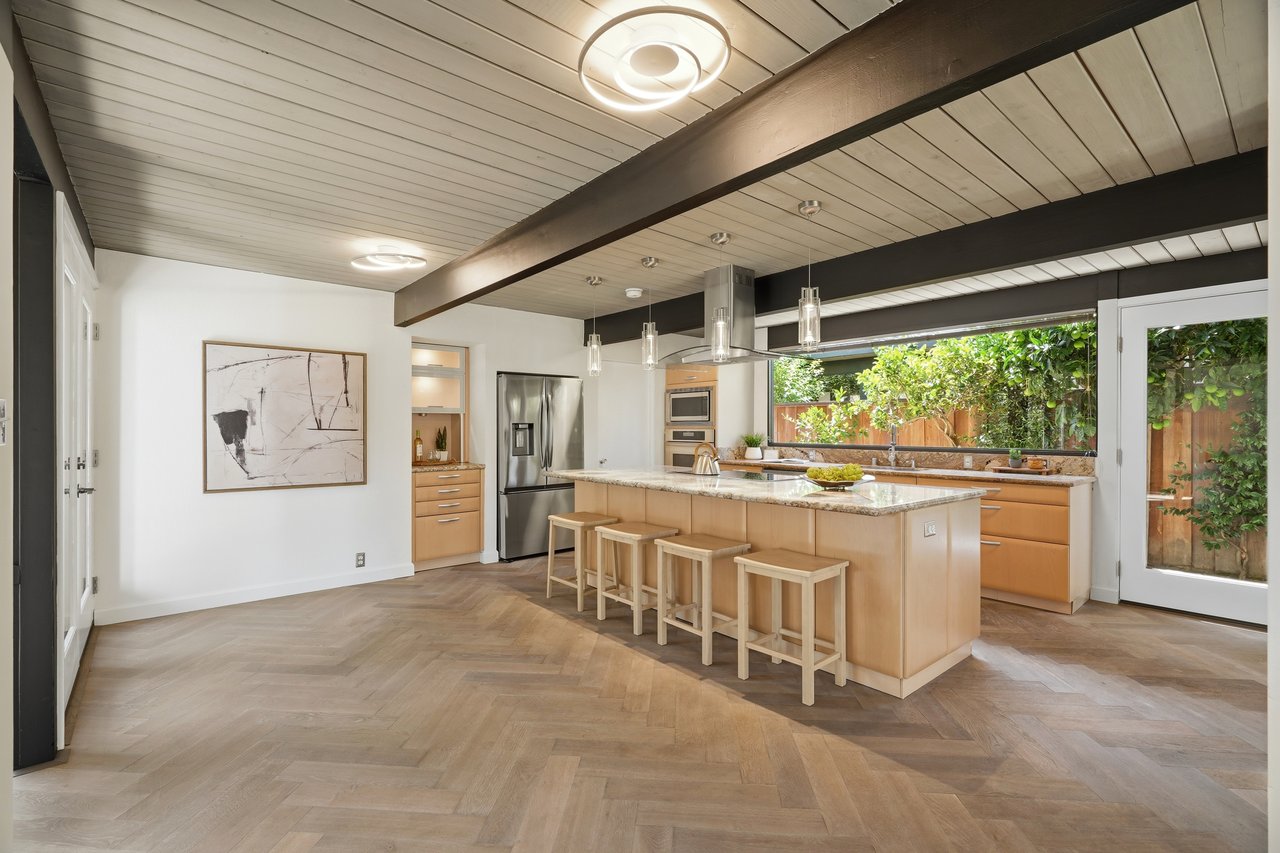 387 Vasquez AVE