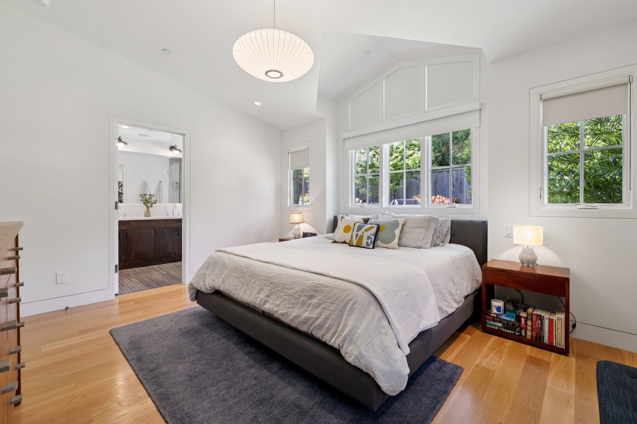 31 Grove Avenue