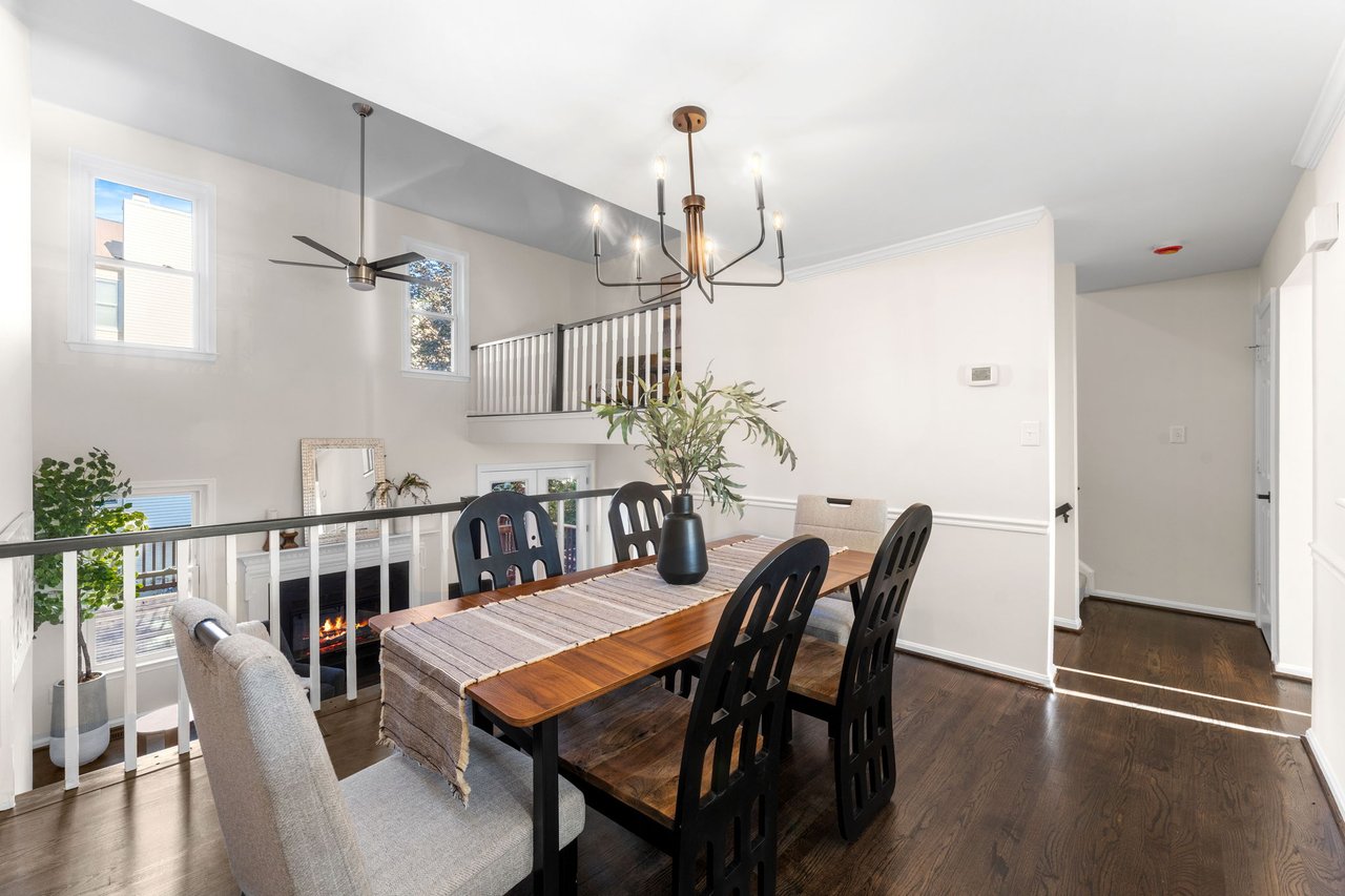 Best of Alexandria Living – 6540 River Tweed Lane