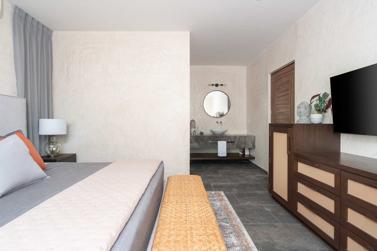 Villa 7  | Beautiful 5 Bedroom with Large Pool in 12 O’Clock Tulum