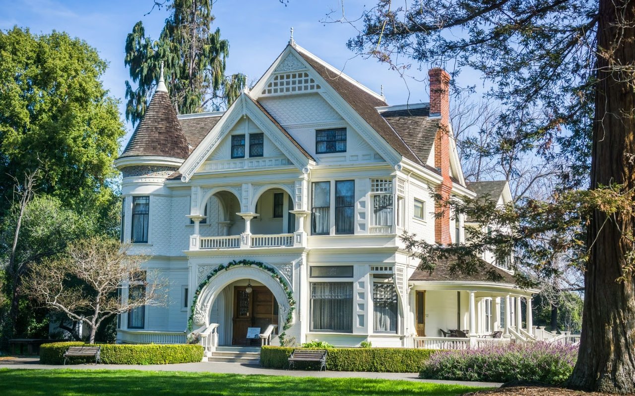 La Grange Highlands
