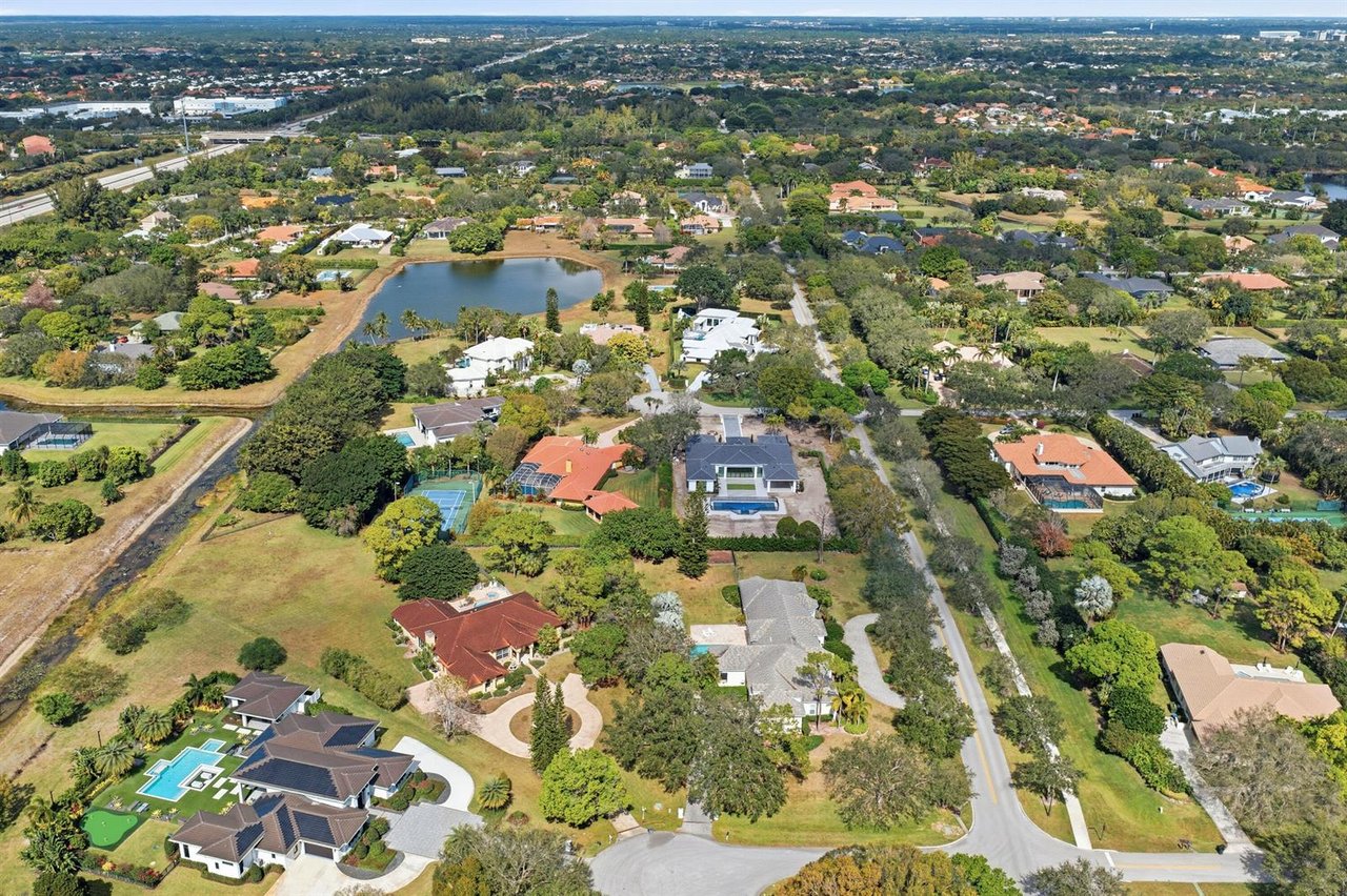 5770 Dixie Belle Road