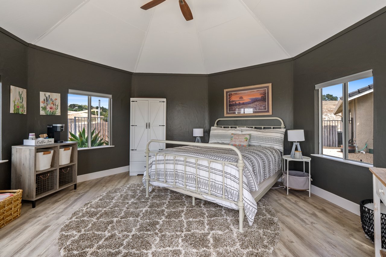 Soak in the View - Dive into Luxury