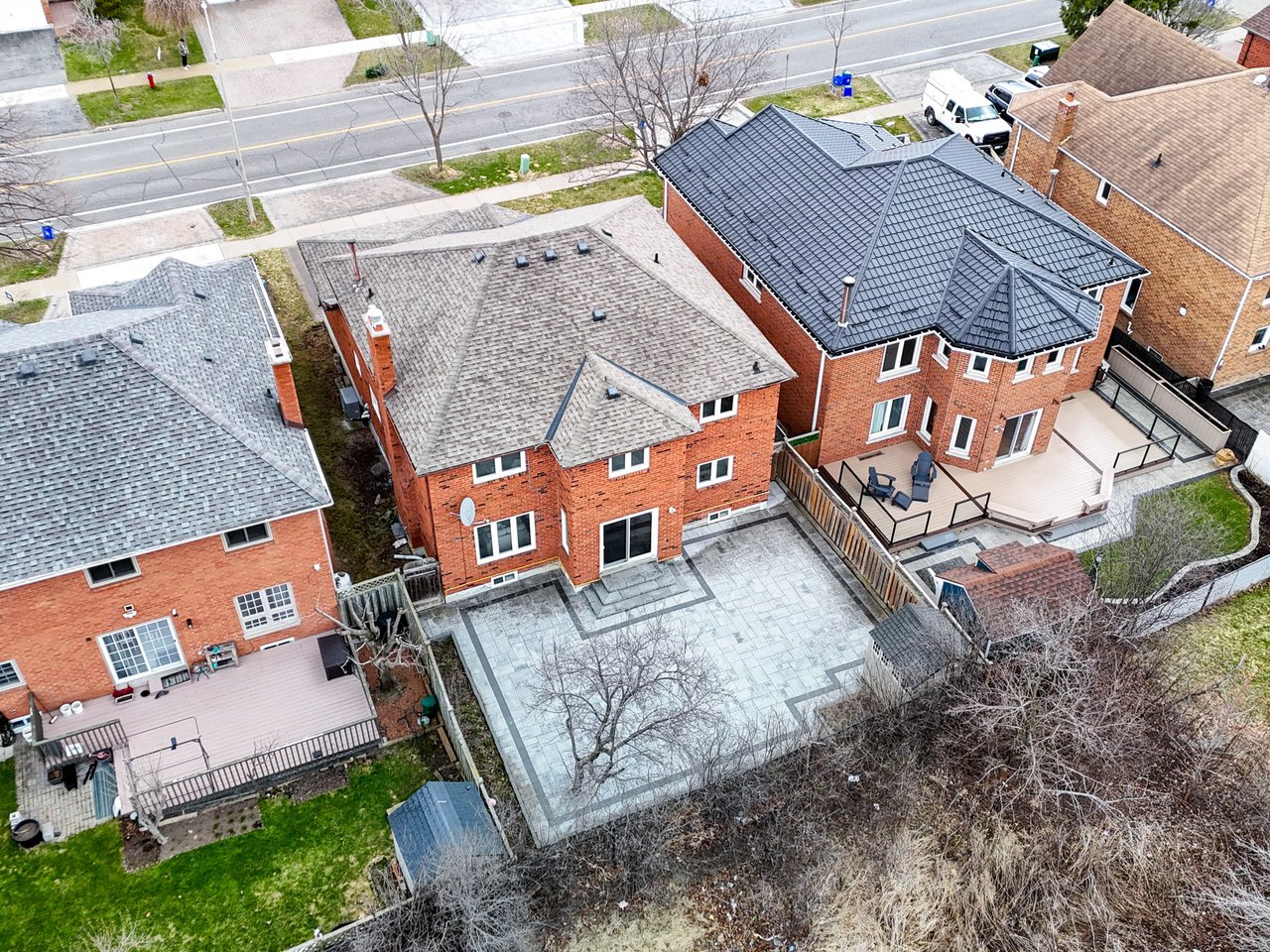 146 Valleymede Dr