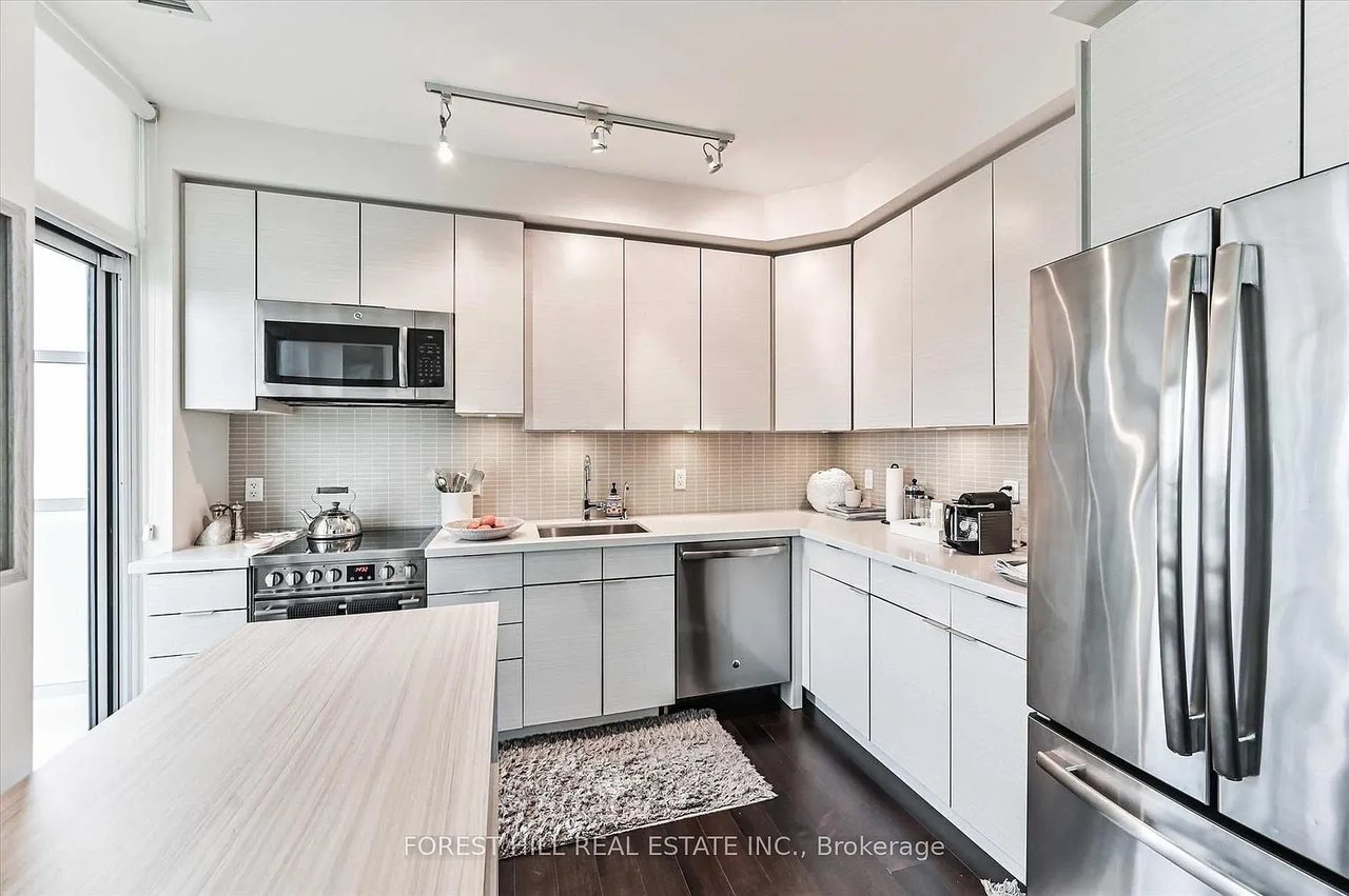 33 Shore Breeze Dr, #2408