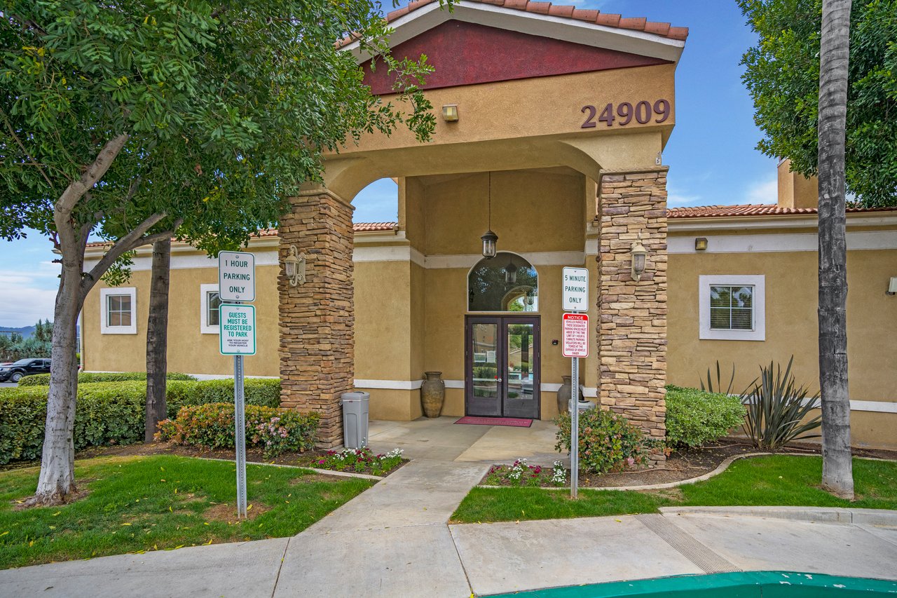 Madison Park Single Bedroom Condo | Murrieta