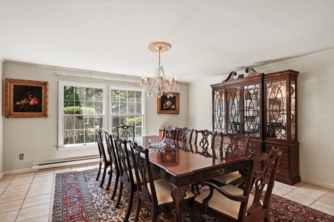 9 Upland Court