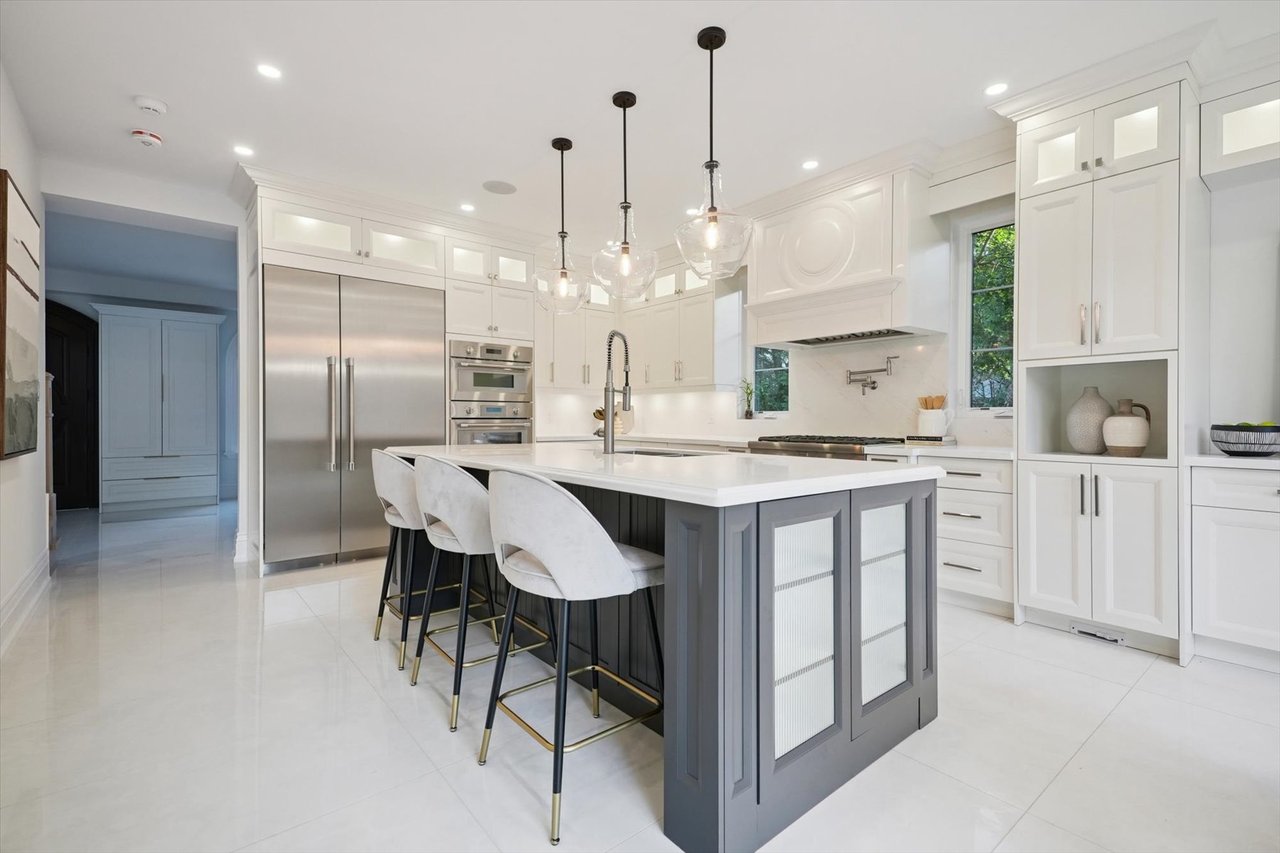 452 Rothesay Place