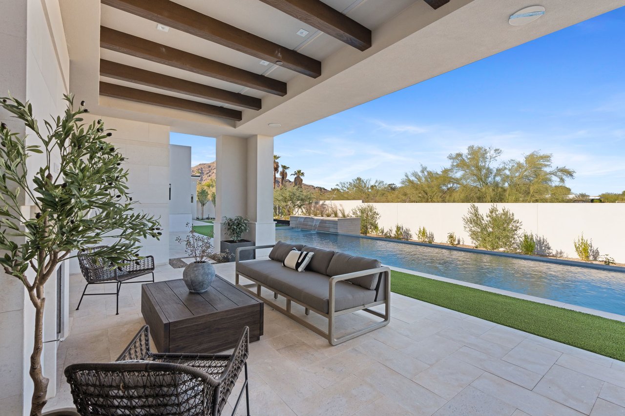 New Luxury Home in Paradise Valley, AZ