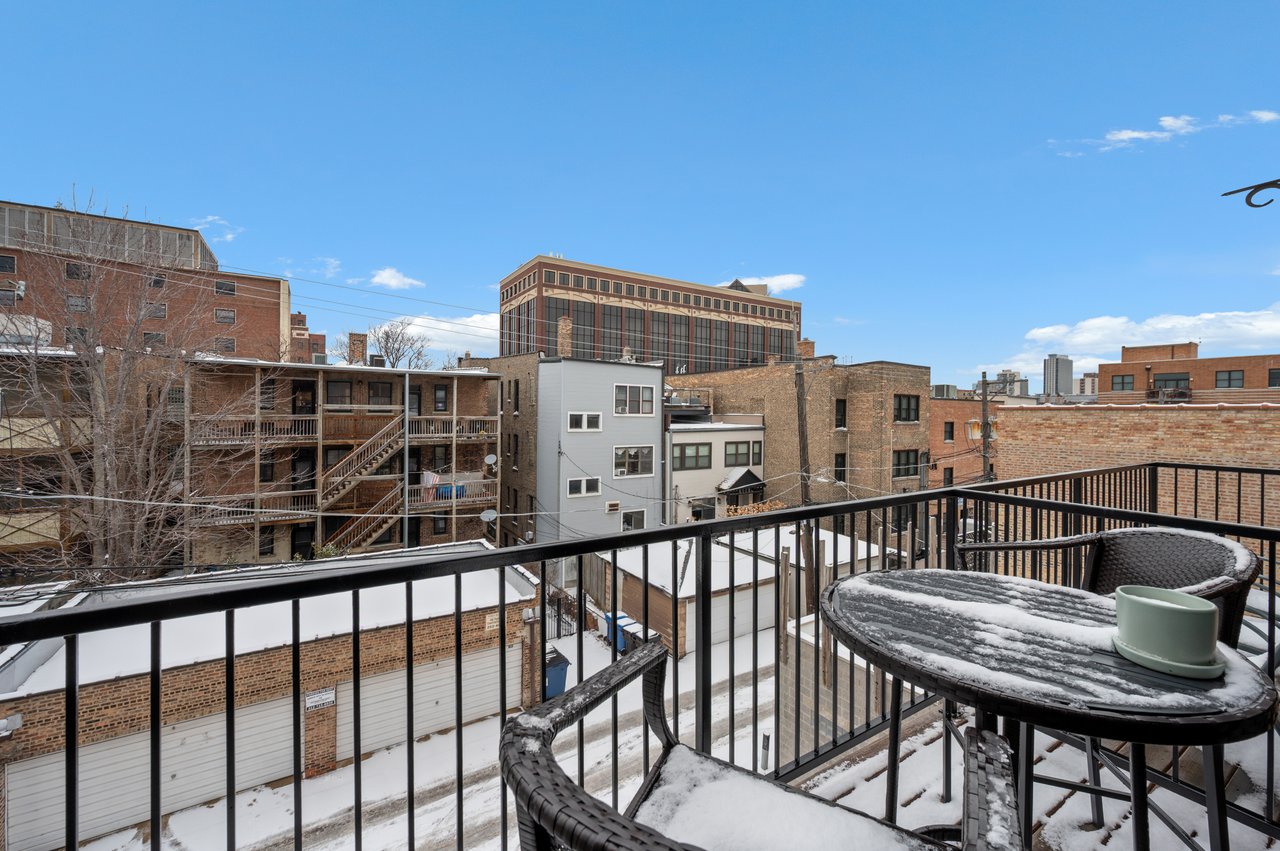 832 Oakdale Ave Unit 3H