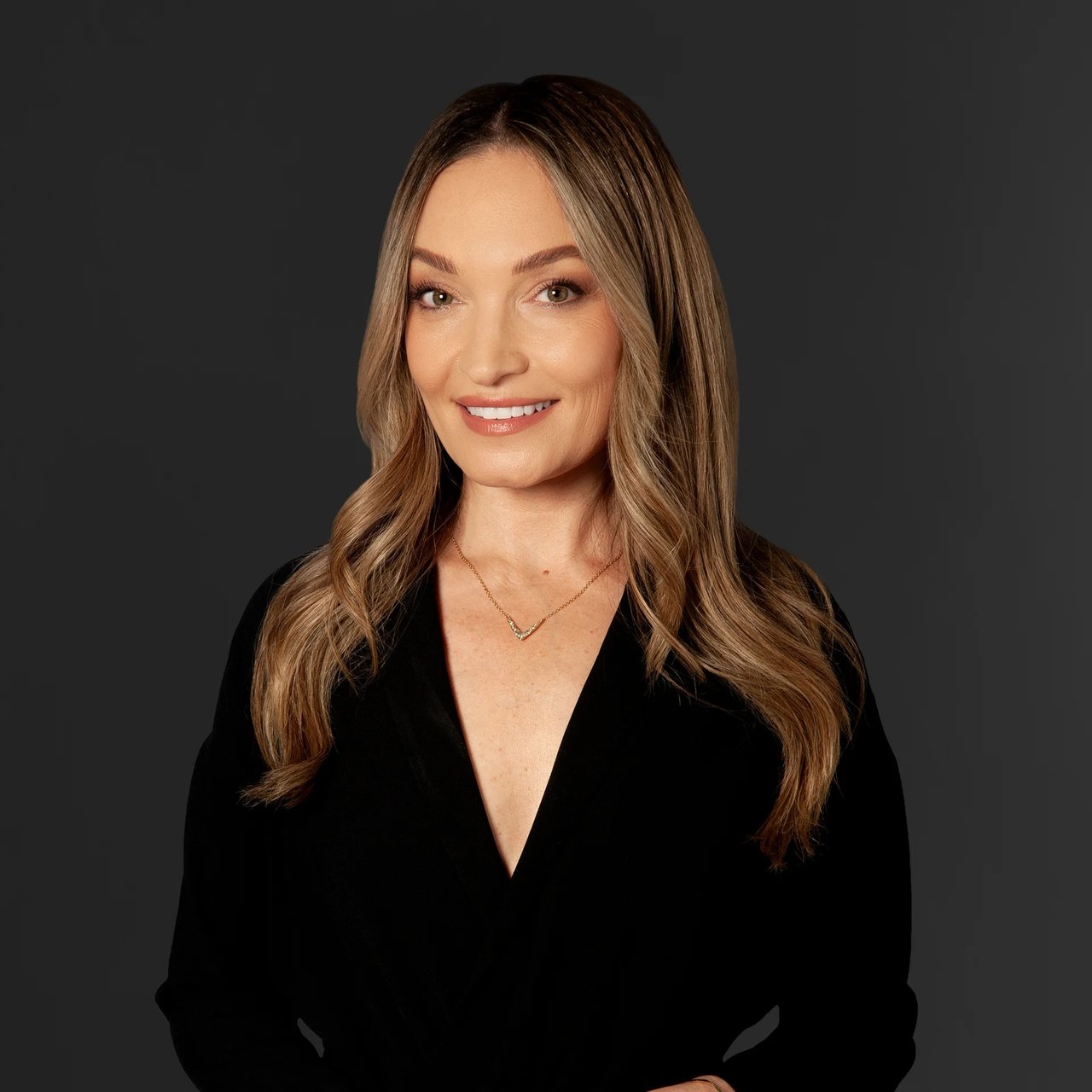 Chrissy Luciano San Fransico, CA Real Estate Agent Headshot