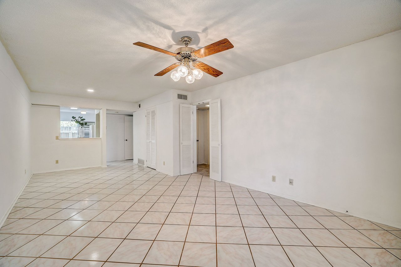 2425 Ashdale Dr #24, Austin, Texas 78757