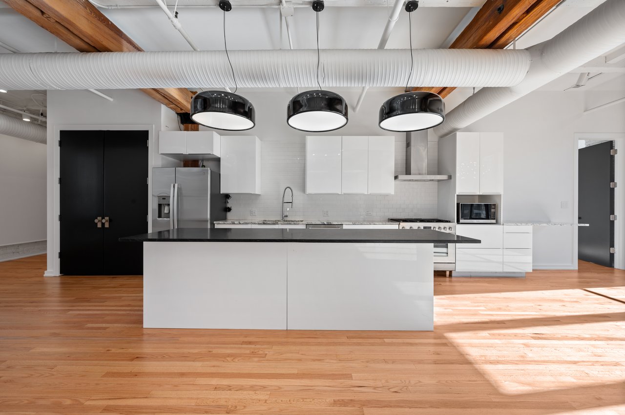 900 West Jackson Boulevard Unit 3W 