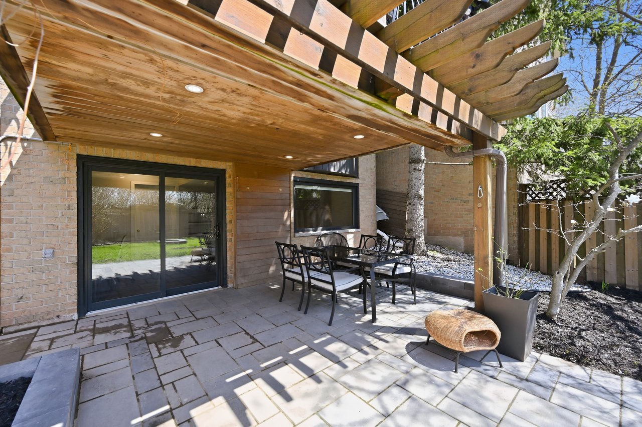 1181 Potters Wheel Cres, Oakville