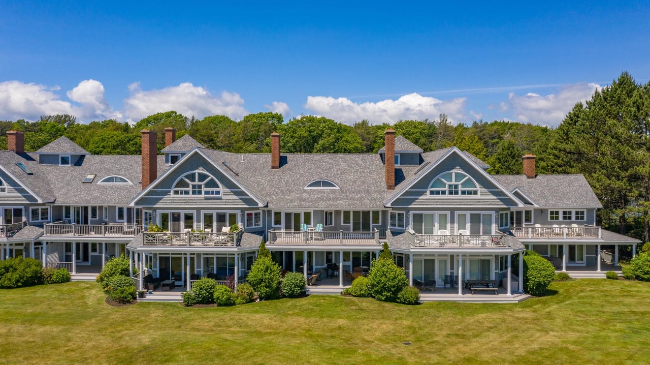 16 Atlantic Drive, Unit #: 16