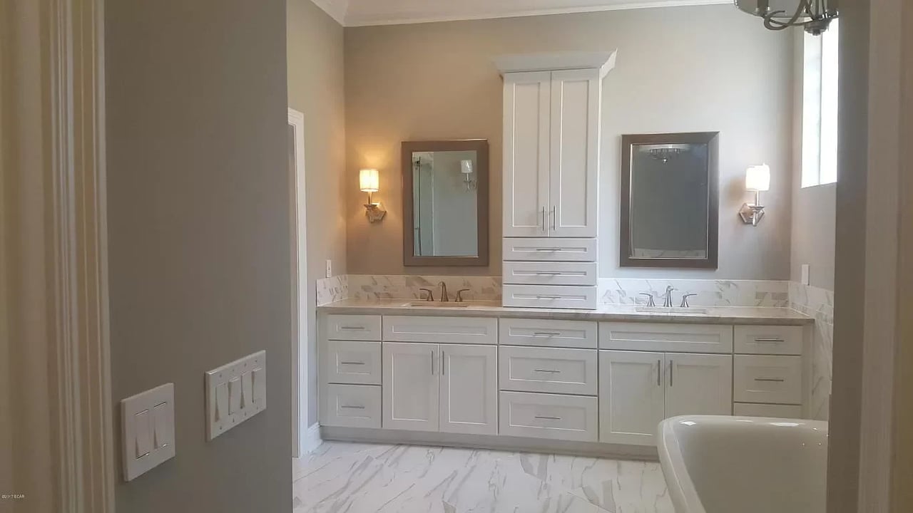 2404 PELICAN BAY Court