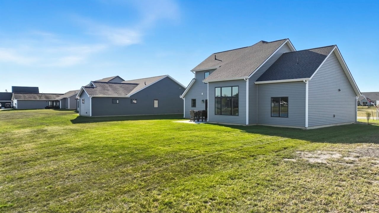 22215 Travertine Run