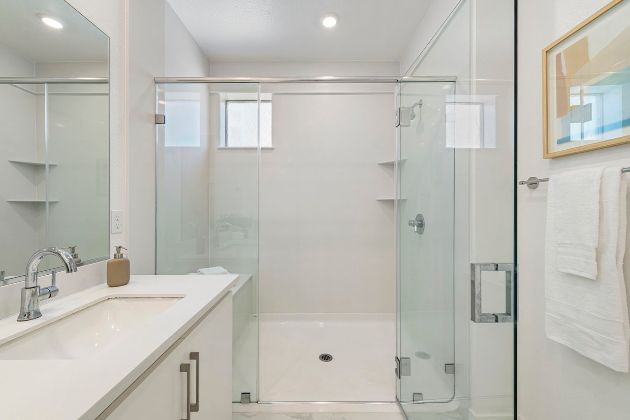 5690 Metrose Ct #302