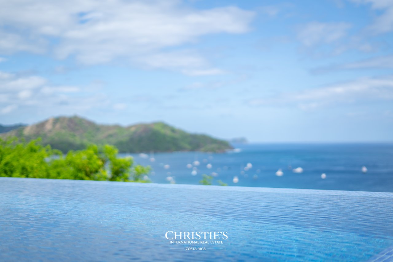 Glass House with Stunning Ocean Views and Award-Winning Design in Costa Rica, Guanacaste - Casa Holmes