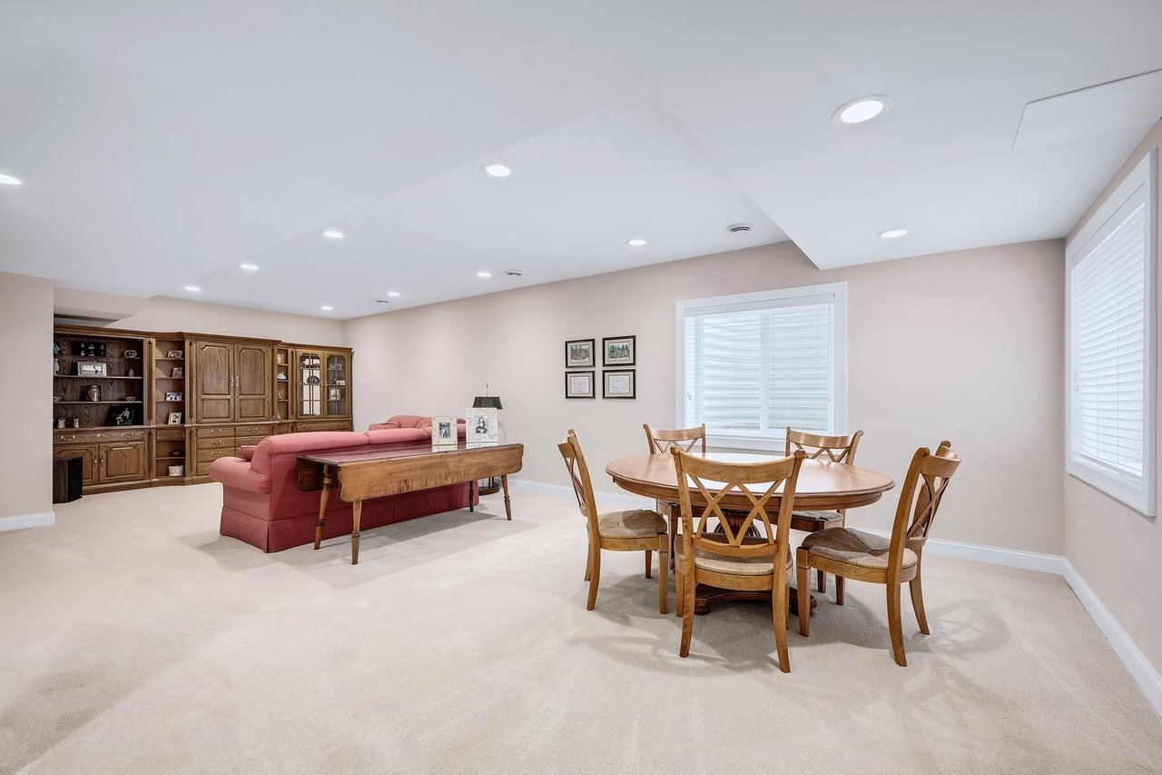 608 Cadillac Dr, Wheaton IL – Stunning Seifert Builders Home with 5 Bedrooms & 4 Baths Listed at $900,000