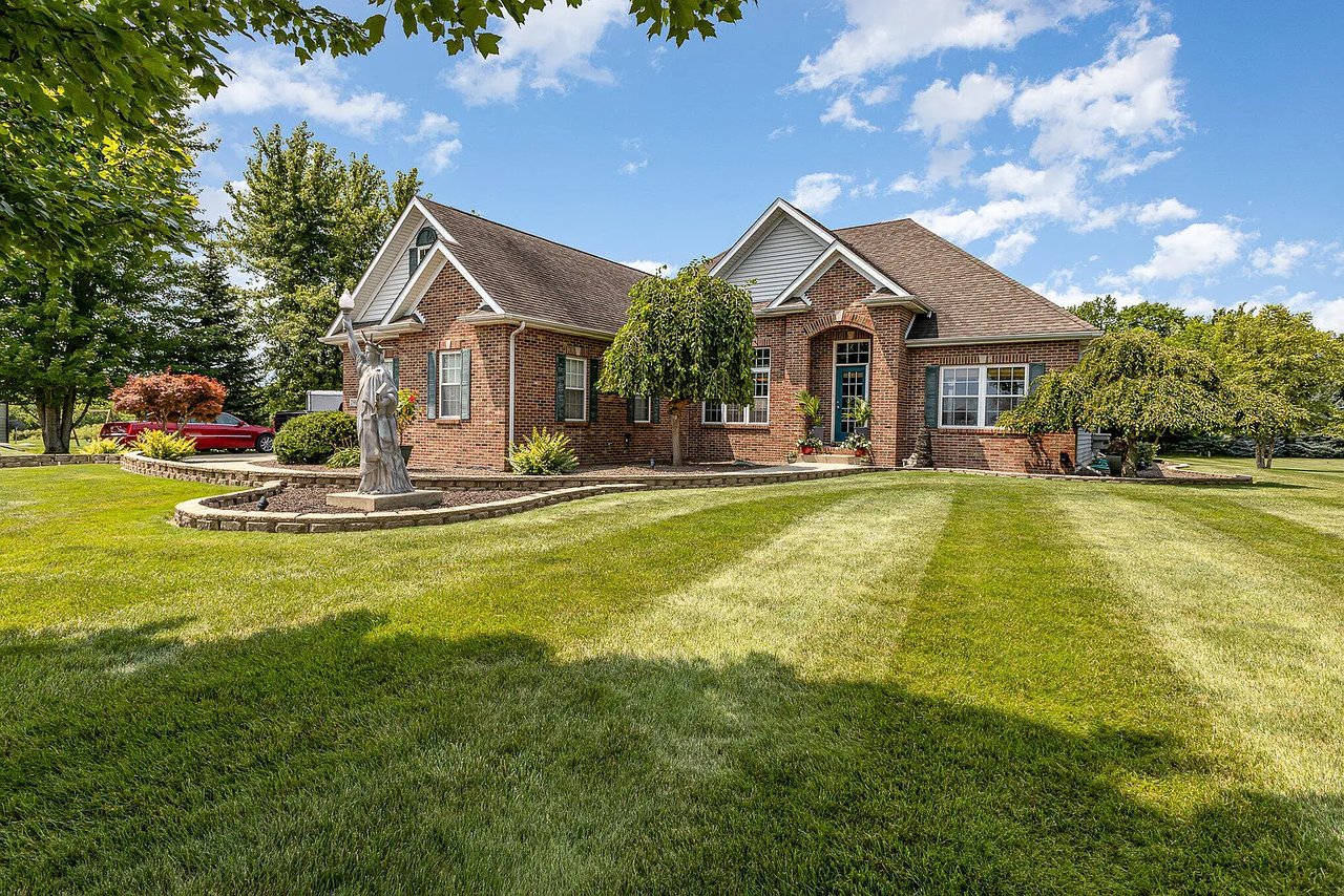 290 S Fieldstone Dr