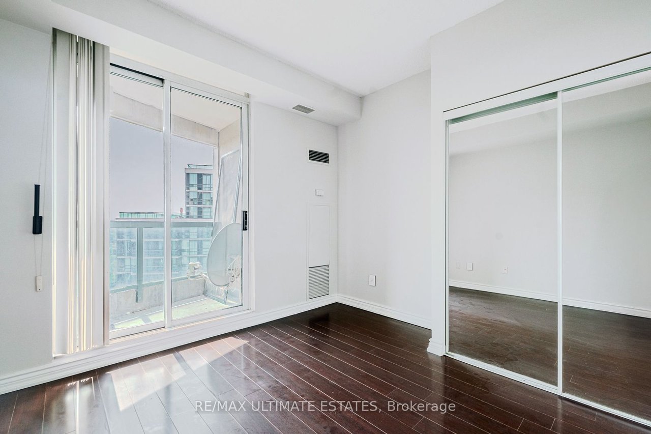 STUNNING 3BDRM PENTHOUSE