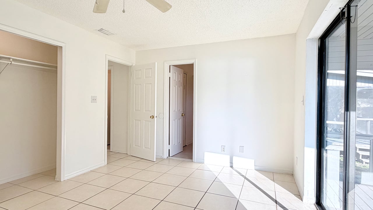 Longwood Three-Bedroom, Two-Bathroom Duplex for Lease on Lake Wayman