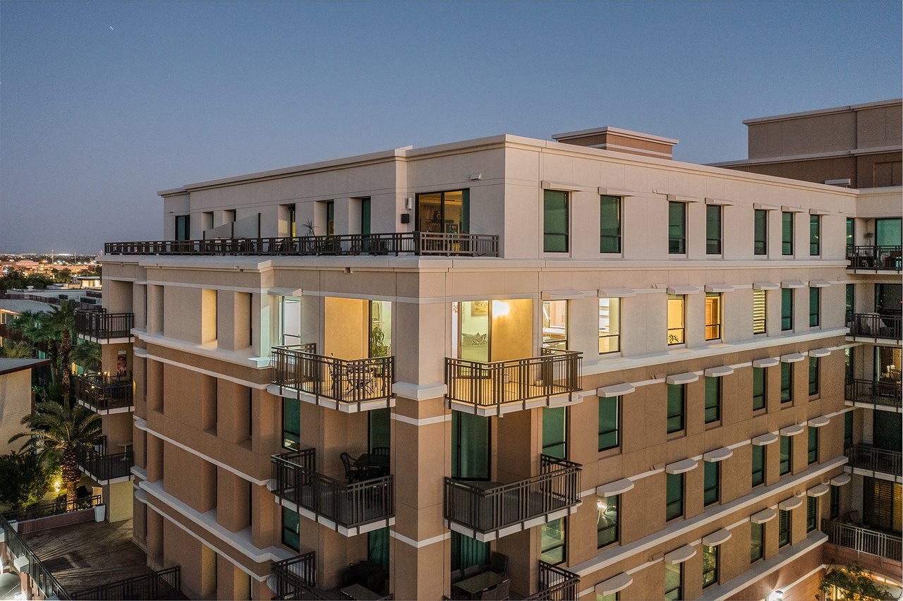 6803 E MAIN Street, 5511