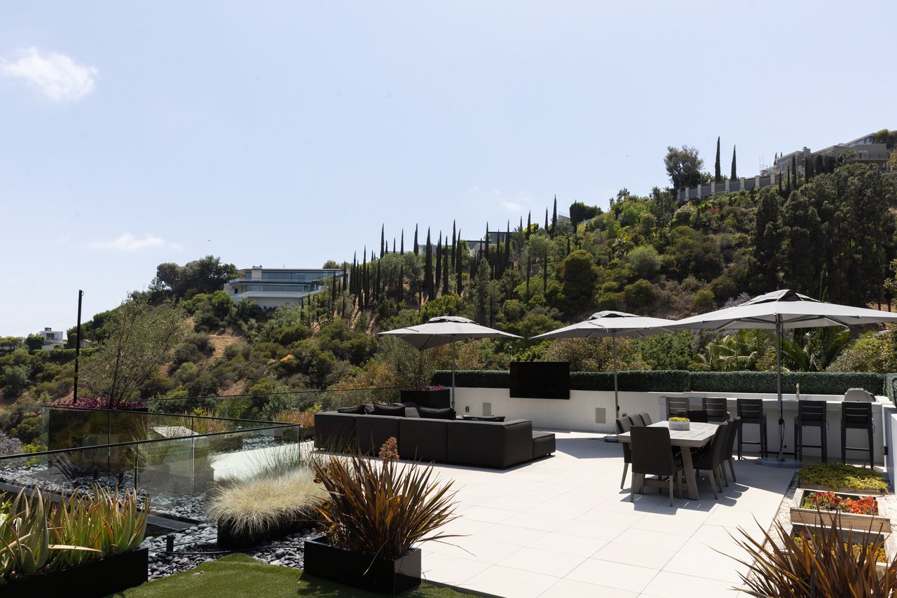 1488 Rising Glen Rd, Sunset Strip