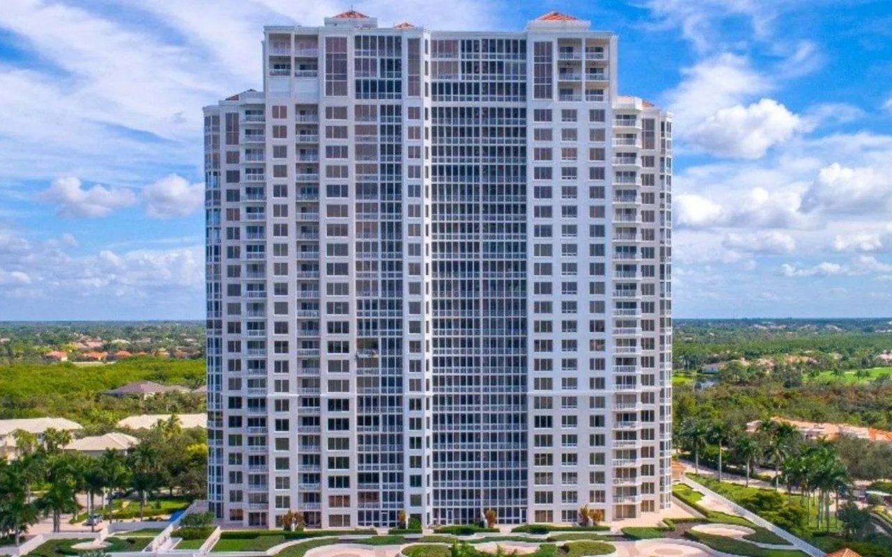 Esperia, Bonita Bay’s Beautiful High Rise