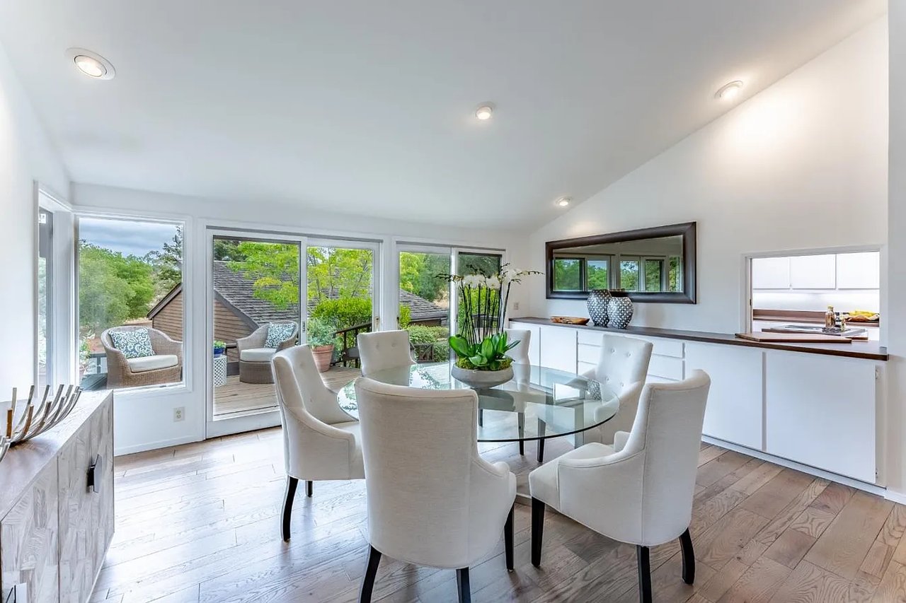 6 Arastradero Rd