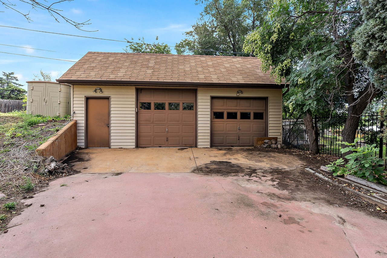 980 W 99th Ave