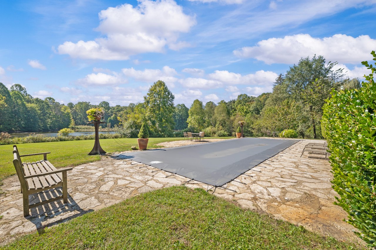 2408 E 800 N, La Porte, IN 46350