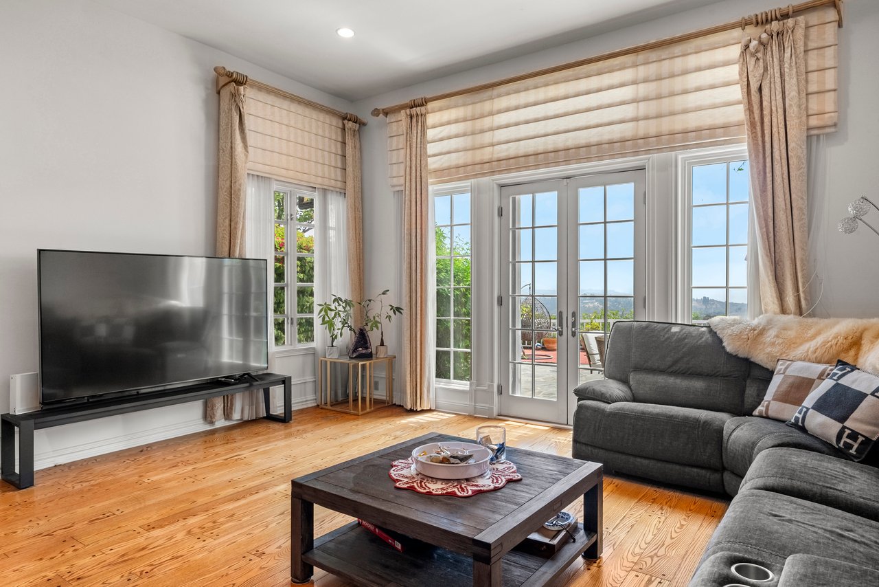 2282 Canyonback Rd, Brentwood