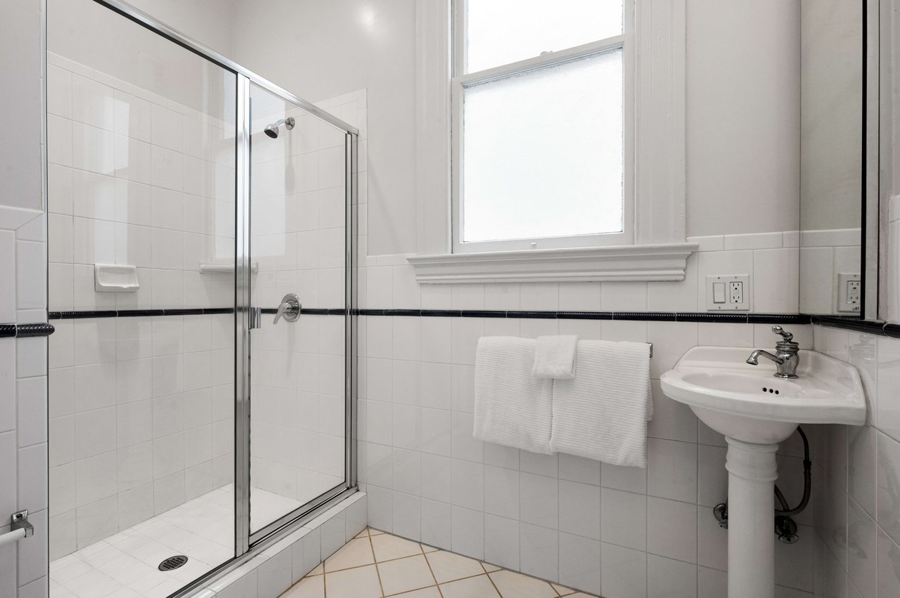 Luxe Living on 24th Street