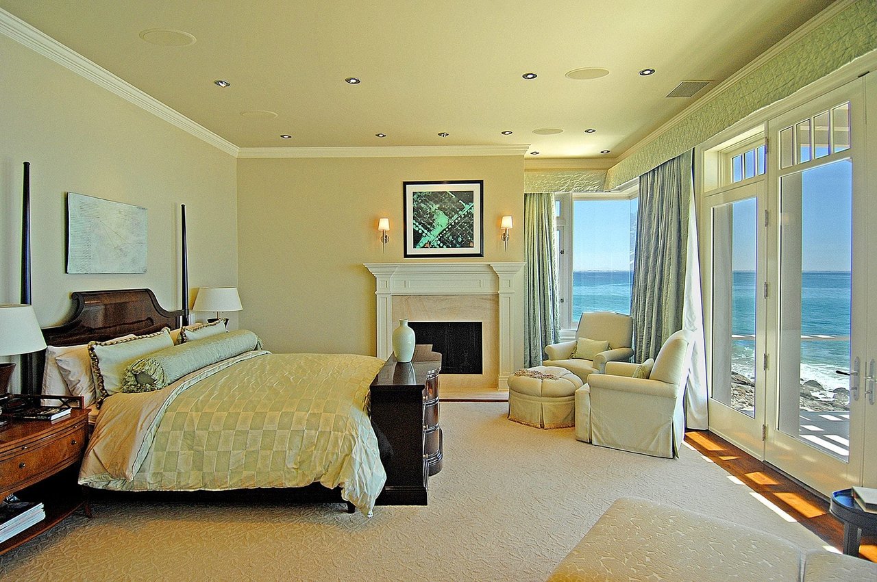 21808 Pacific Coast Highway