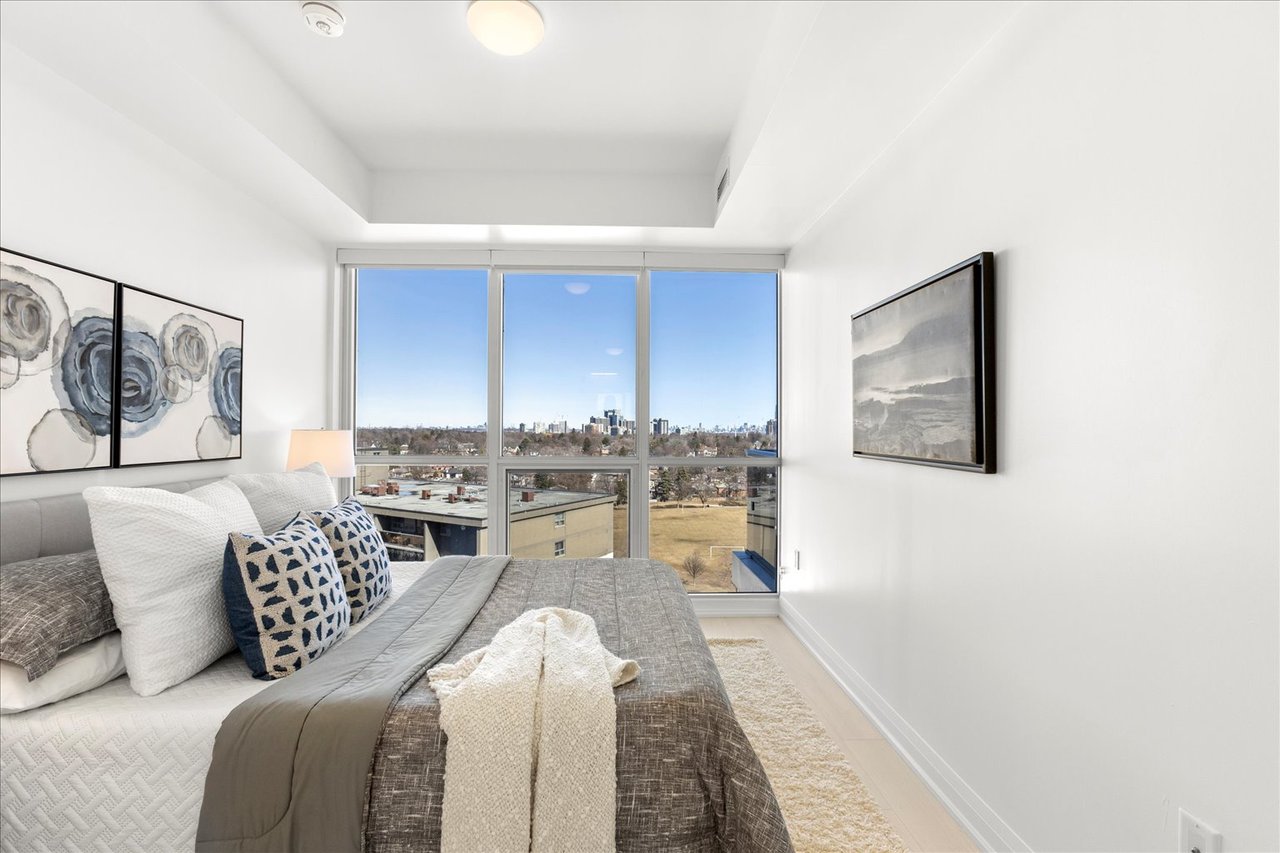 #1009-10 Gibbs Road 