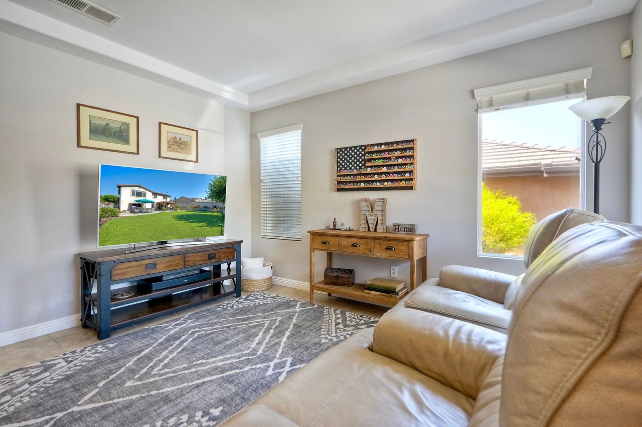 121 Canyon Creek Way