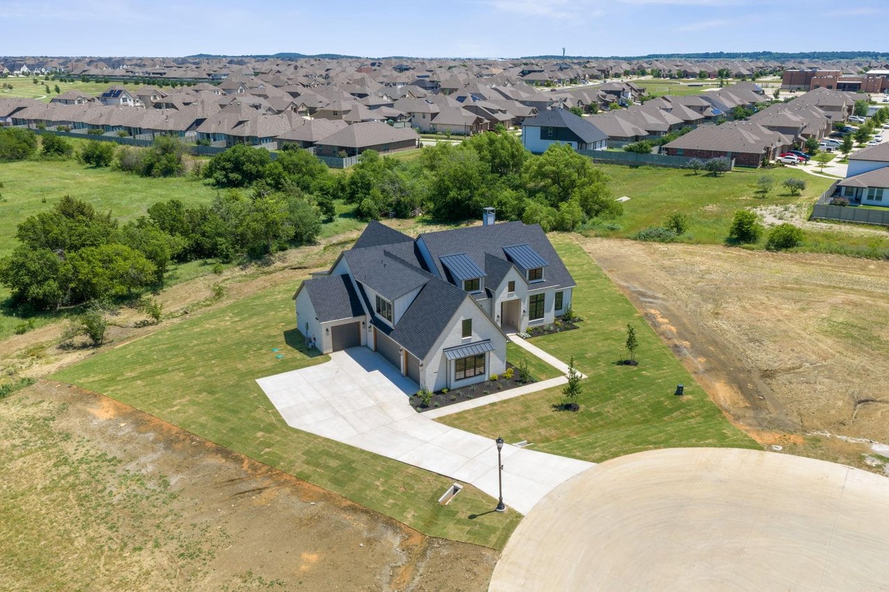 Relocating to DFW for Toyota, JPMorgan, Schwab, BNSF or Caterpillar? Why Northlake Should Be Your First Stop