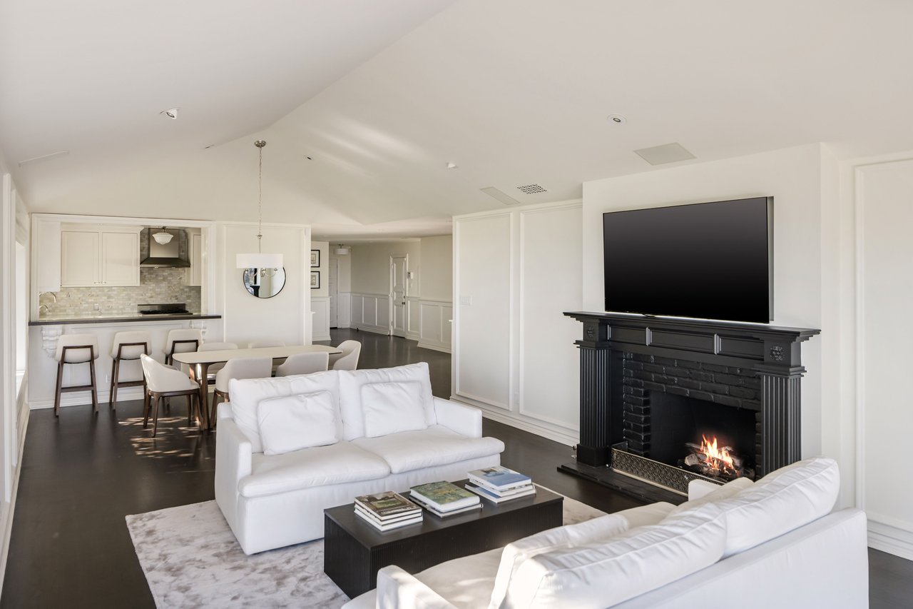 1612 Gilcrest Dr, Beverly Hills