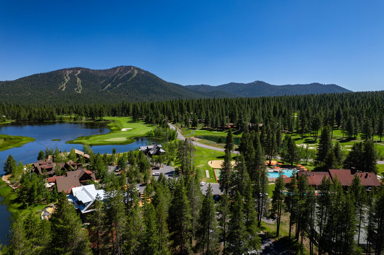 Aerial view of luxury homes in Martis Valley near Truckee California